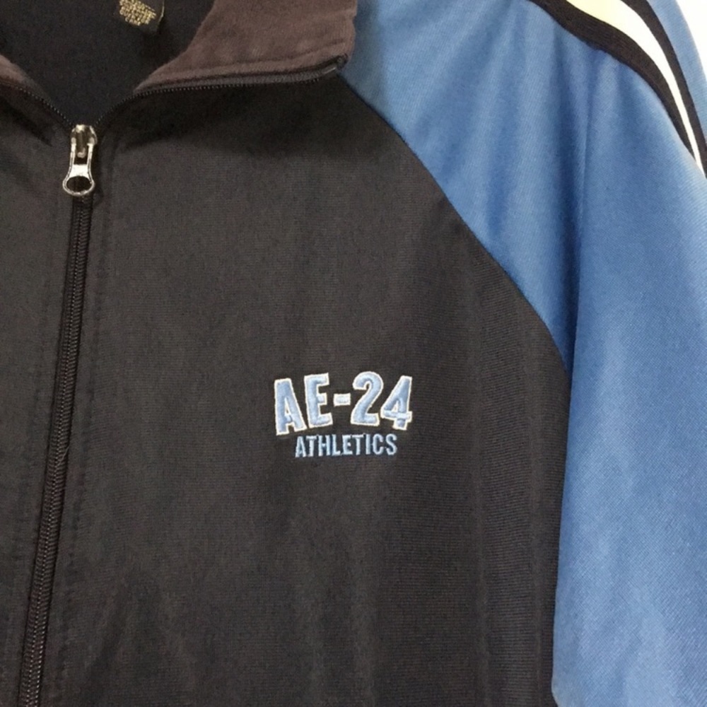 American Eagle athletics jacket - Picture 3 of 9